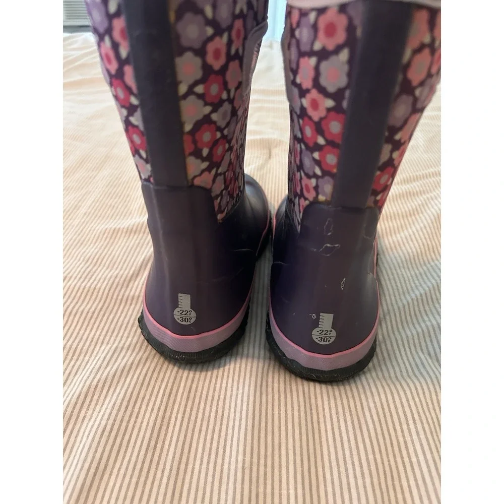 Bogs Bloom Kids Size 3 Girls Boots Floral Purple Rubber Pull On